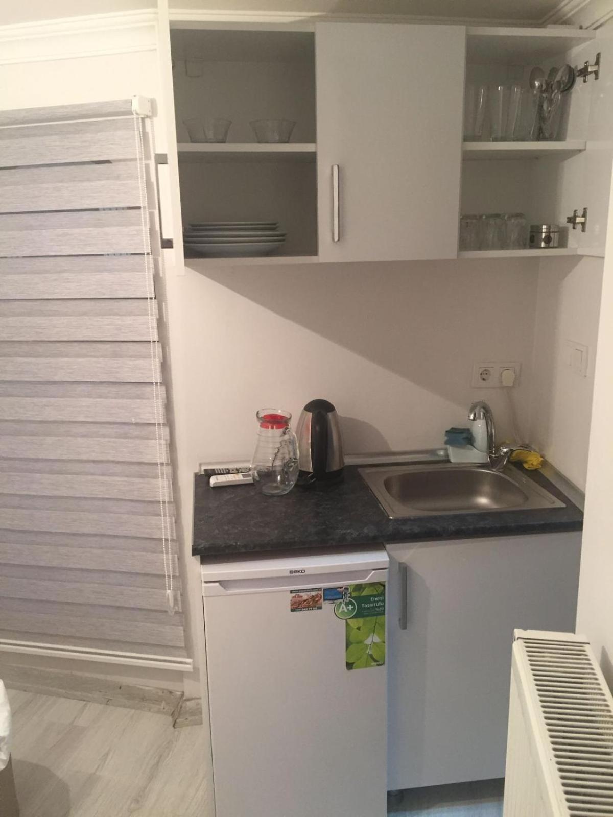 Cihangir Apart Istanboel Buitenkant foto
