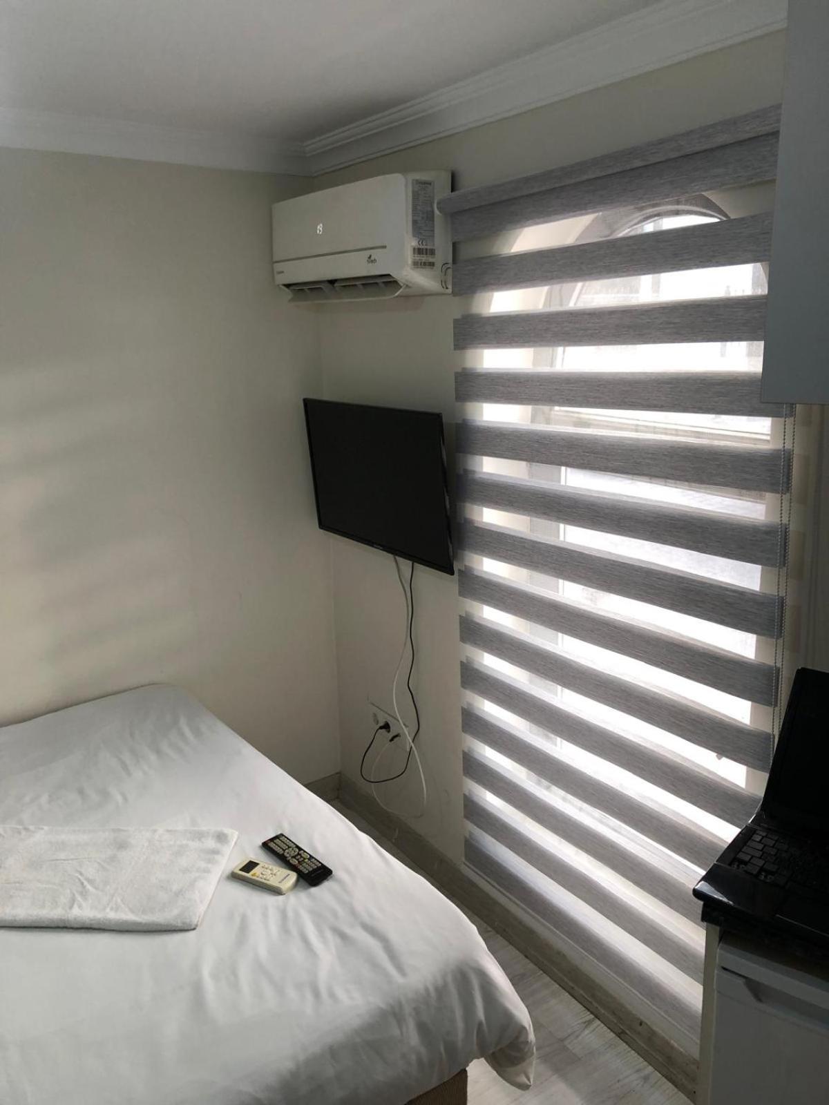 Cihangir Apart Istanboel Buitenkant foto
