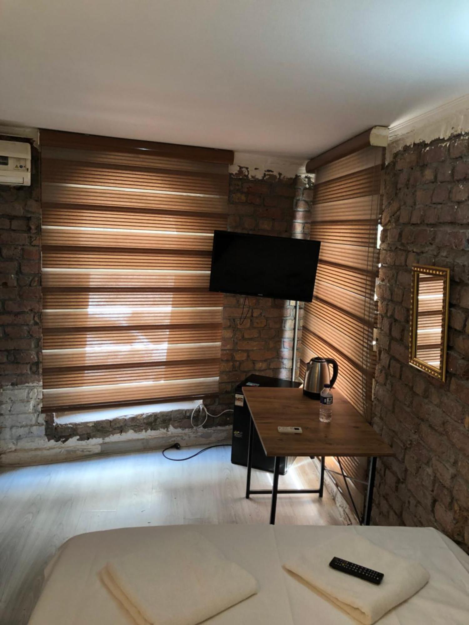 Cihangir Apart Istanboel Buitenkant foto