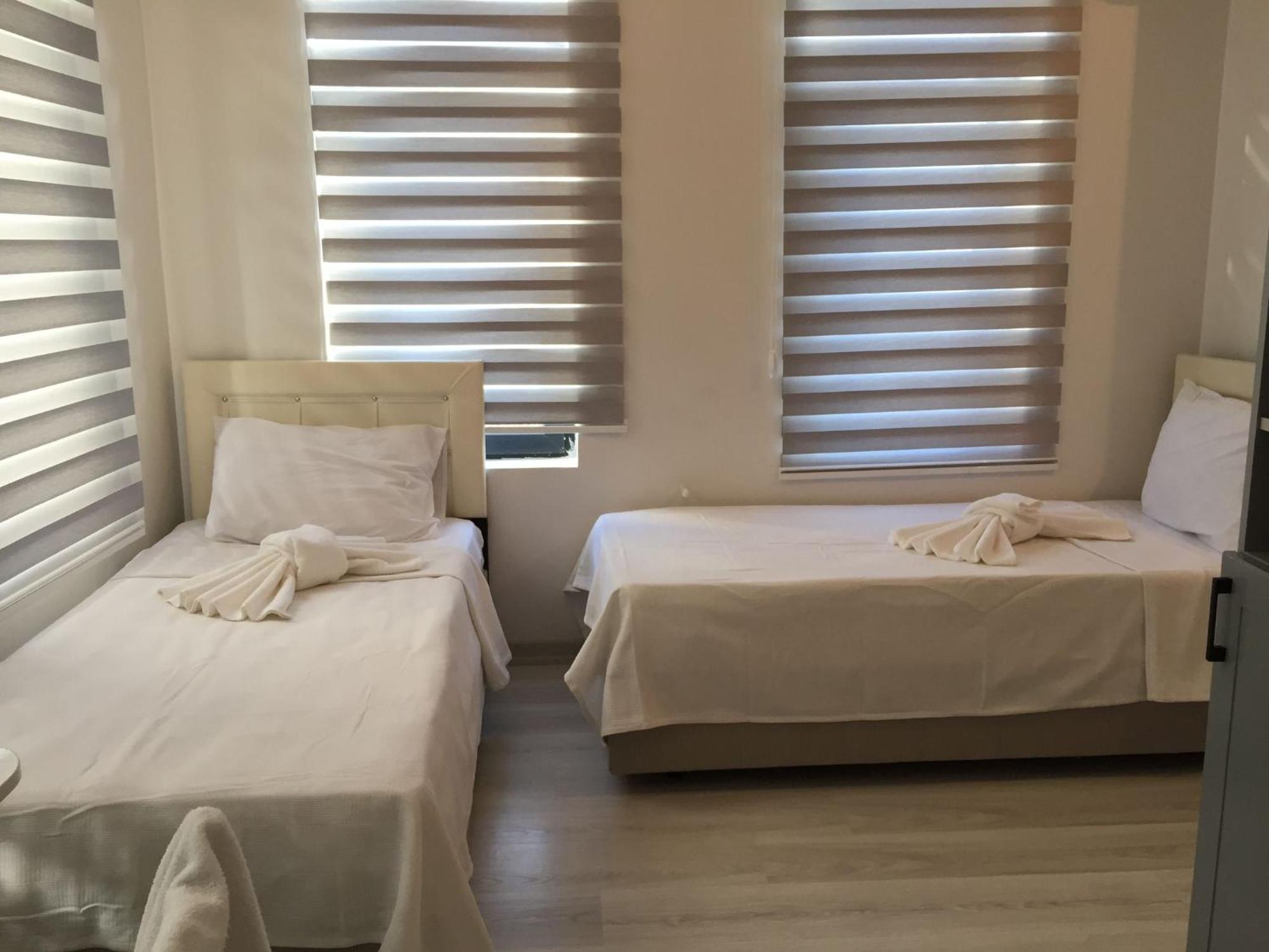 Cihangir Apart Istanboel Buitenkant foto